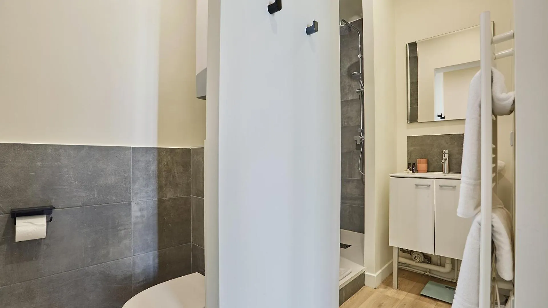 Center Of By Prestige Appartement Parijs